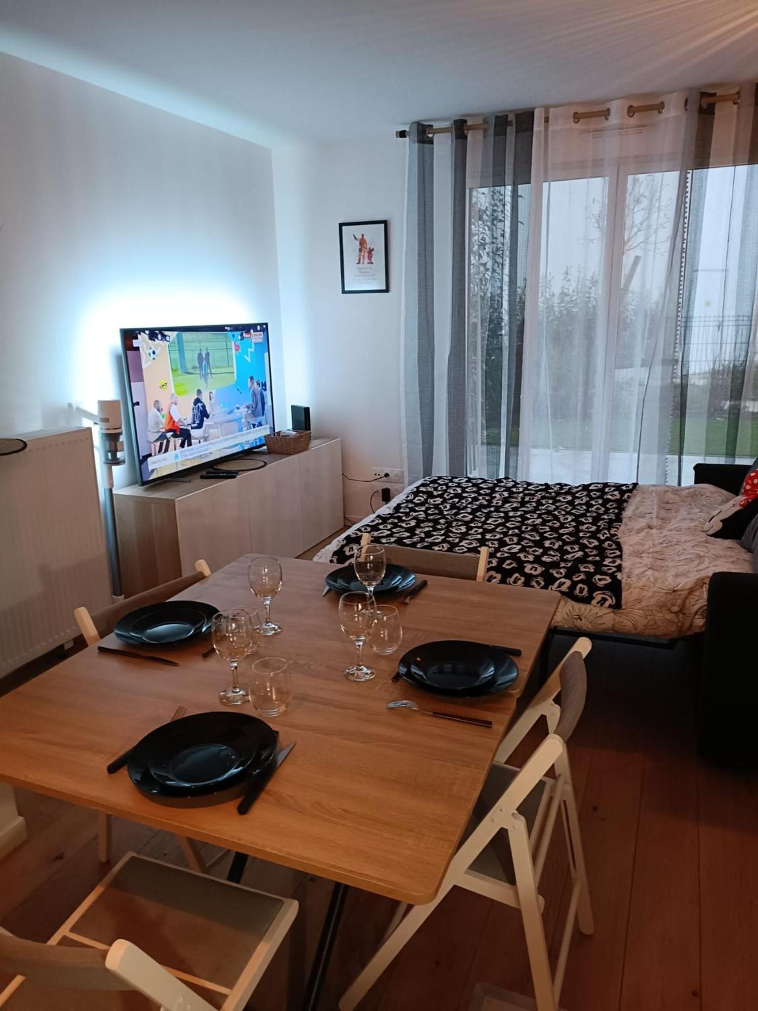 Disney - Paris 5 Min De Disney - Pk Prive Gratuit - 4 Personnes - Terrasse Jardin Chessy  Ngoại thất bức ảnh