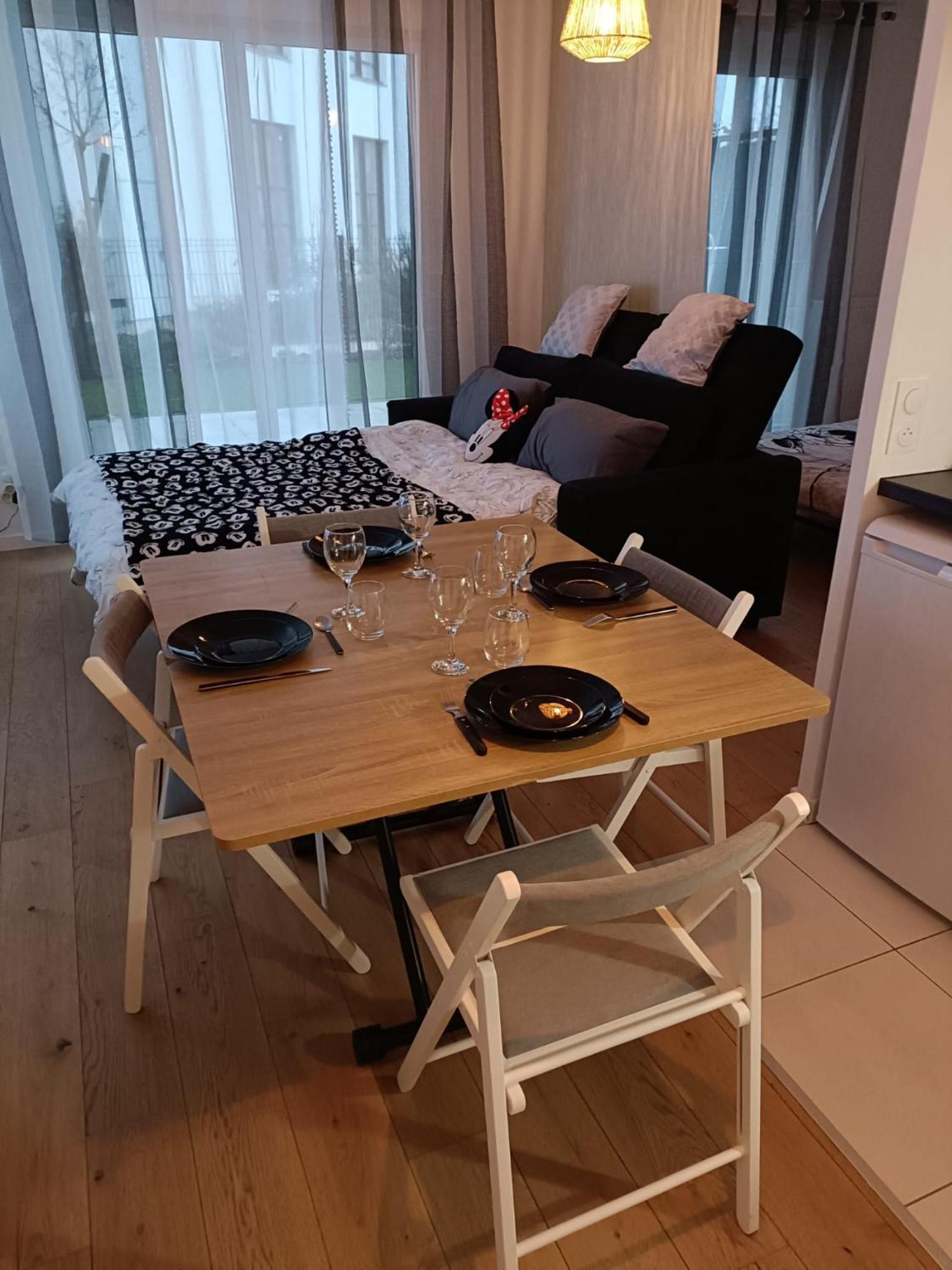 Disney - Paris 5 Min De Disney - Pk Prive Gratuit - 4 Personnes - Terrasse Jardin Chessy  Ngoại thất bức ảnh